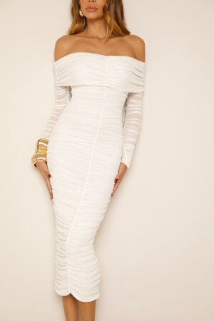 CLOSET: Moda Feminina Elegante, Exclusiva e Atemporal - Vestido Midi Franzido Rayssa