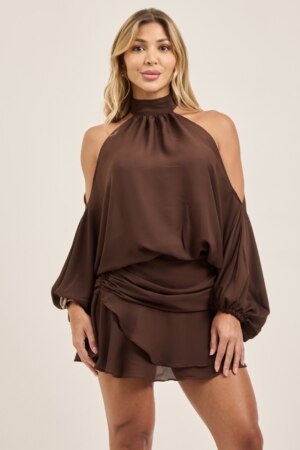 CLOSET: Moda Feminina Elegante, Exclusiva e Atemporal - Vestido Costa Nua Com Manga Longa Tassiana