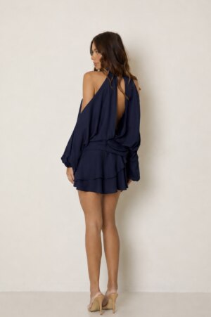 CLOSET: Moda Feminina Elegante, Exclusiva e Atemporal - Vestido Curto Com Babados e Manga Longa Rosana