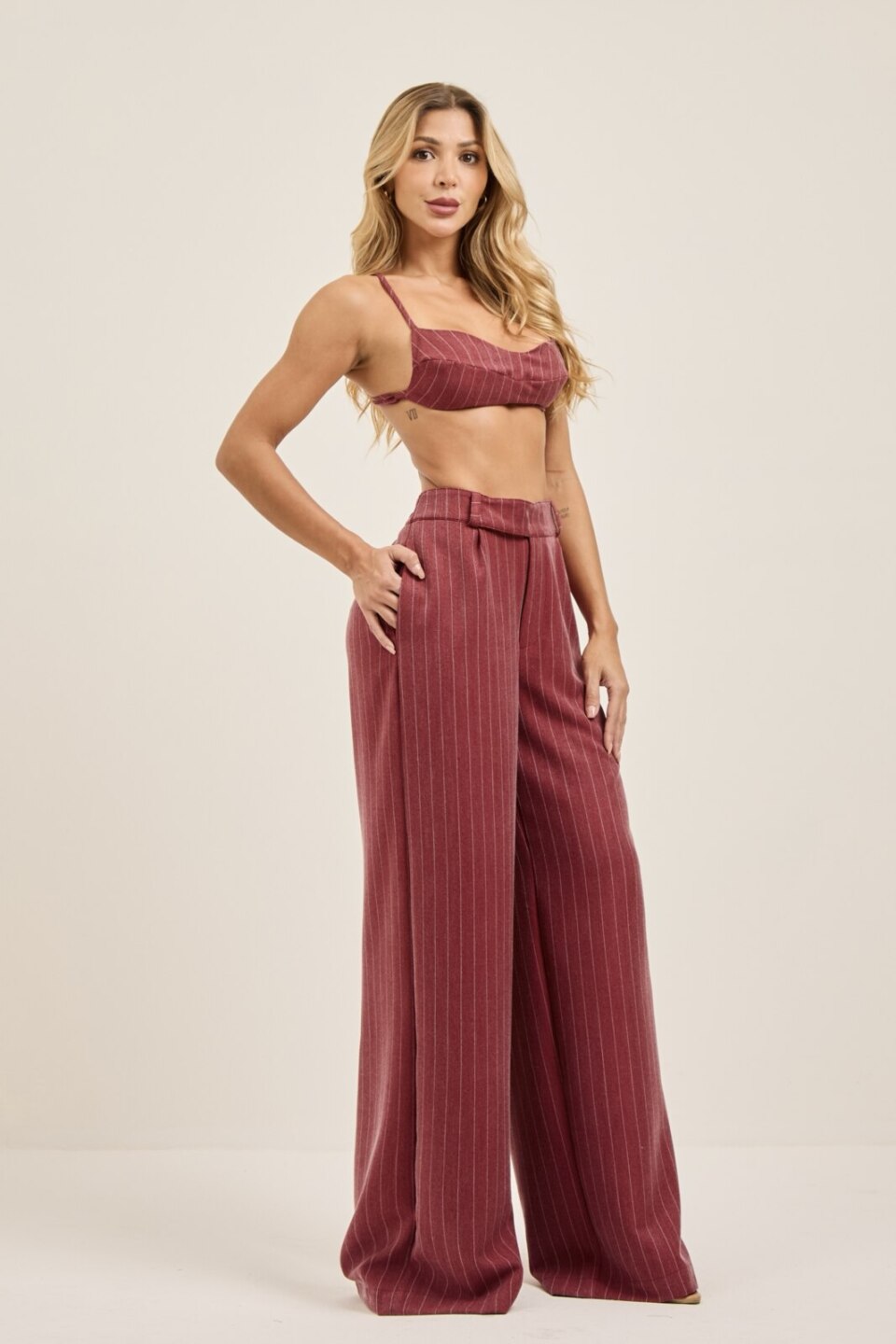 Closet - Conjunto Top e Calça Alfaiataria Risca de Giz