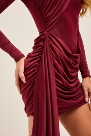 Closet - Vestido Curto Com Ombreira Serena