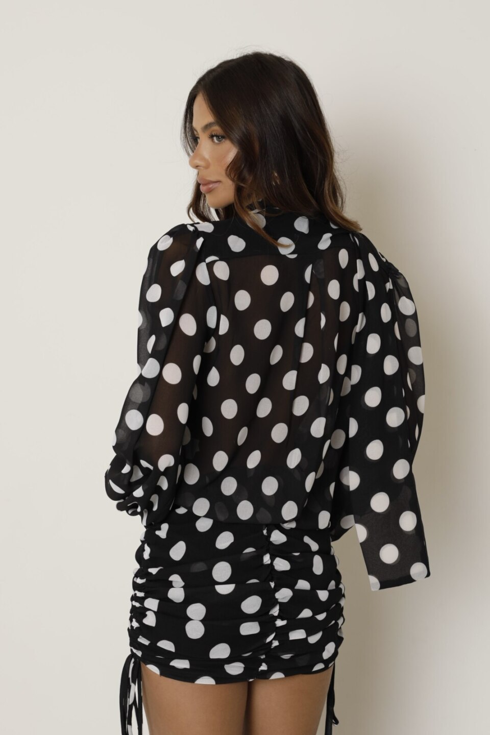 CLOSET: Moda Feminina Elegante, Exclusiva e Atemporal - Blusa Manga Longa Bufante Poá