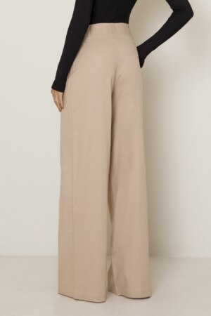 CLOSET: Moda Feminina Elegante, Exclusiva e Atemporal - Calça Reta Linho Deise
