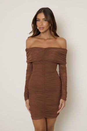 CLOSET: Moda Feminina Elegante, Exclusiva e Atemporal - Vestido Curto Franzido Tule Rayssa