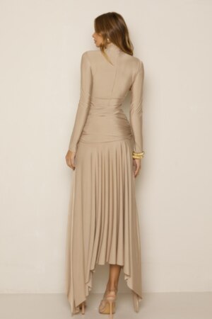 CLOSET: Moda Feminina Elegante, Exclusiva e Atemporal - Vestido Gola Alta Com Saia Longa Melissa