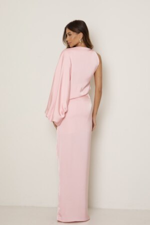 CLOSET: Moda Feminina Elegante, Exclusiva e Atemporal - Vestido Longo Com Uma Manga Morcego Rute
