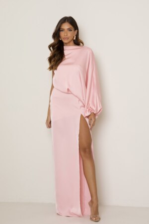 CLOSET: Moda Feminina Elegante, Exclusiva e Atemporal - Vestido Longo Com Uma Manga Morcego Rute