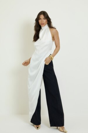 CLOSET: Moda Feminina Elegante, Exclusiva e Atemporal - Blusa Assimétrica Cetim Com Gola Alta Manoela