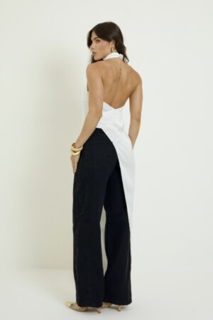 CLOSET: Moda Feminina Elegante, Exclusiva e Atemporal - Blusa Assimétrica Cetim Com Gola Alta Manoela
