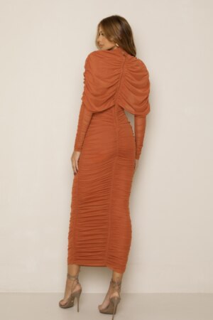 CLOSET: Moda Feminina Elegante, Exclusiva e Atemporal - Vestido Midi Franzido Com Manga Tule Olívia