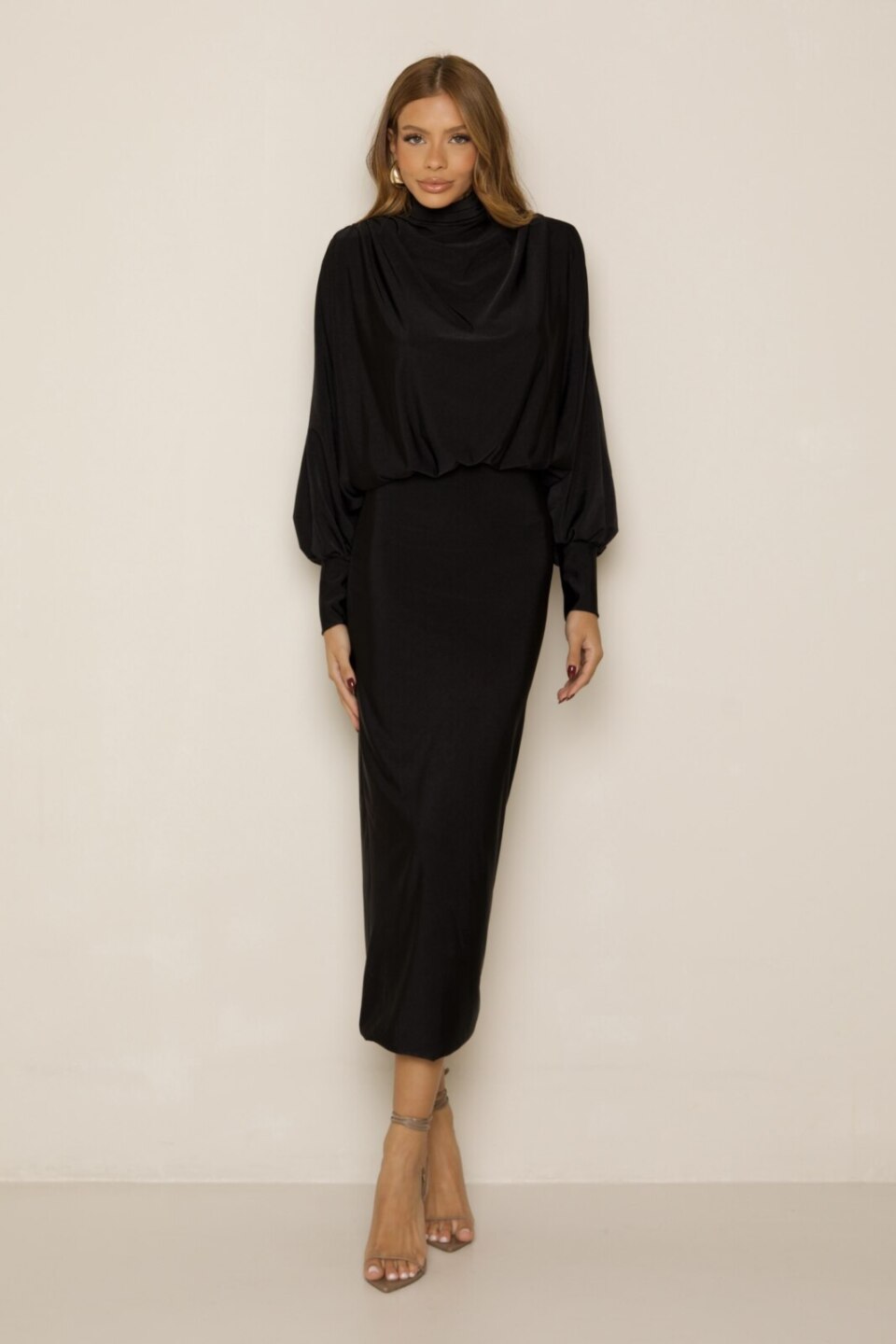 CLOSET: Moda Feminina Elegante, Exclusiva e Atemporal - Vestido Mídi Com Manga Longa Pérola