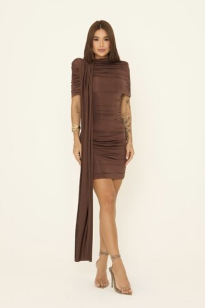 CLOSET: Moda Feminina Elegante, Exclusiva e Atemporal - Vestido Ombro a Ombro Curto Franzido Isabel