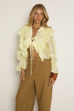 CLOSET: Moda Feminina Elegante, Exclusiva e Atemporal - Blusa com babados Marlene