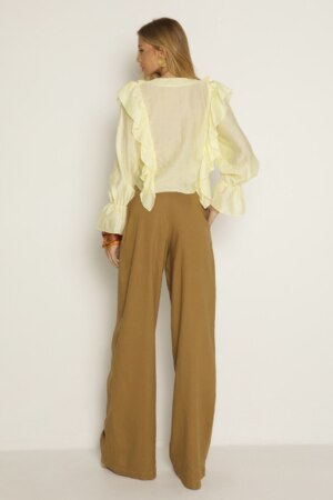 CLOSET: Moda Feminina Elegante, Exclusiva e Atemporal - Blusa com babados Marlene
