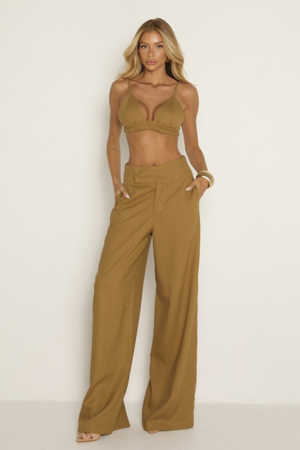 CLOSET: Moda Feminina Elegante, Exclusiva e Atemporal - Conjunto top e calça linho Alice