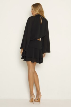 CLOSET: Moda Feminina Elegante, Exclusiva e Atemporal - Vestido curto Ashia