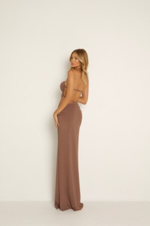 CLOSET: Moda Feminina Elegante, Exclusiva e Atemporal - Vestido Longo Recortes Kim